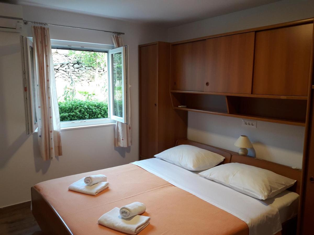 Apartments Gracia & Toni Trogir Exterior photo