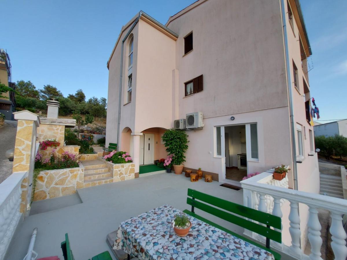 Apartments Gracia & Toni Trogir Exterior photo
