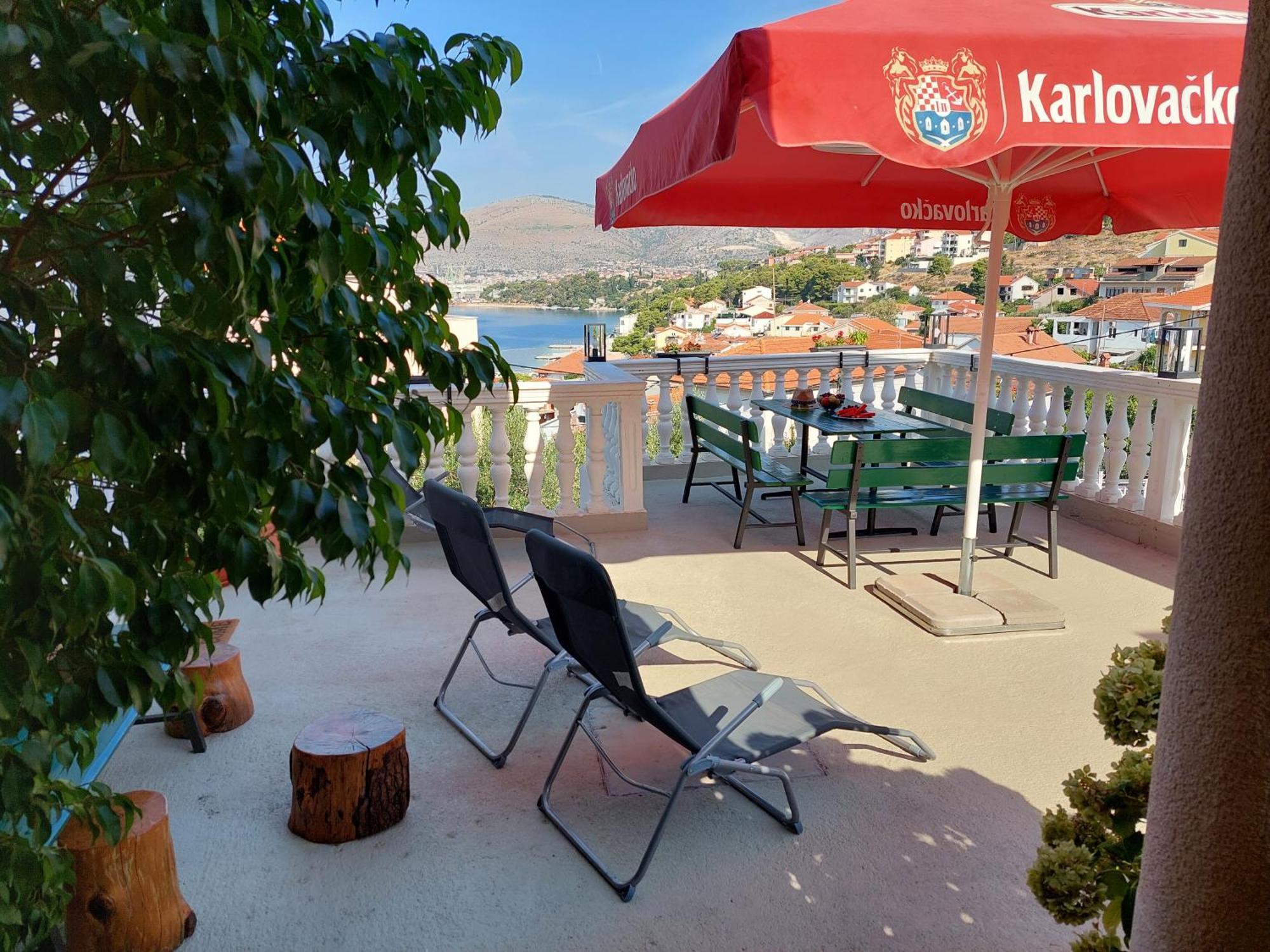 Apartments Gracia & Toni Trogir Exterior photo