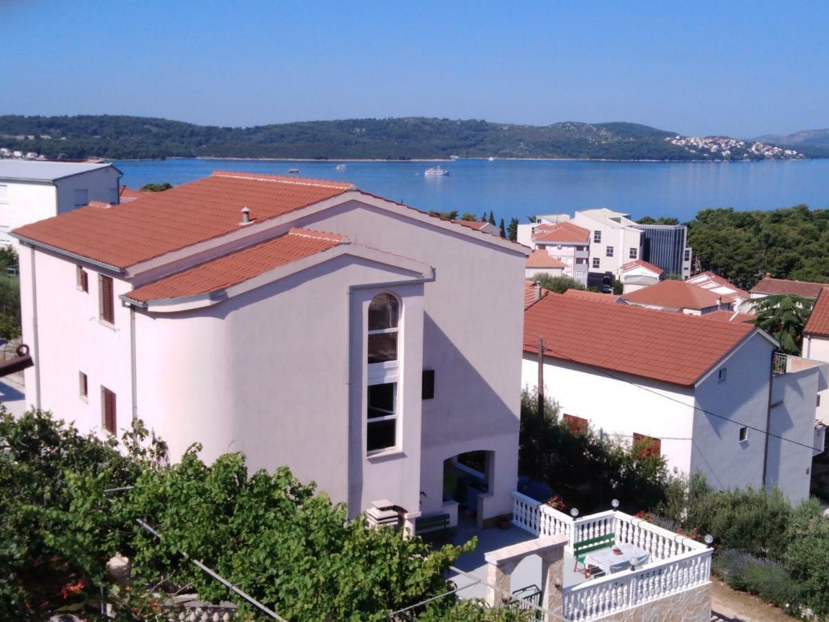 Apartments Gracia & Toni Trogir Exterior photo